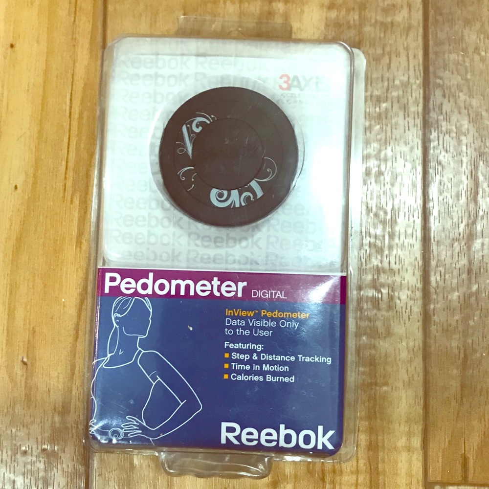 REEBOK Accelermeter Technology Digital Pedometer